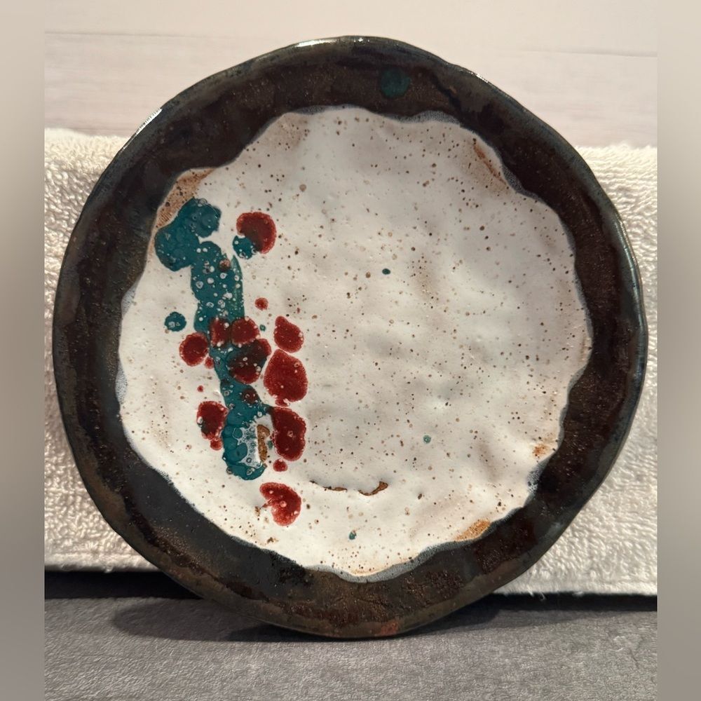 Rustic, unique, Sedona-inspired medium-sized statement plate with a natural edge